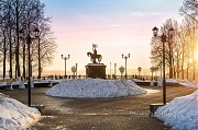 Памятник князю Владимиру и святителю Федору (г.Владимир)