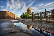 Исаакиевский собор ранним утром. Санкт-Петербург