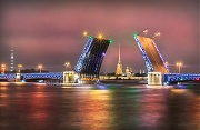 Развод Дворцового моста розовой ночью. Фотографии Санкт-Петербурга.