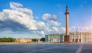 Дворцовая площадь и облако. г. Санкт-Петербург