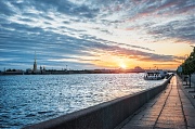 Рассвет над Невой. г. Санкт-Петербург