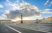 Александровская колонна на Дворцовой площади. г. Санкт-Петербург
