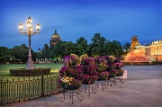 Цветы на Сенатской площади. г. Санкт-Петербург