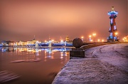 Розовое зимнее утро с видом на Дворцовый мост. г. Санкт-Петербург