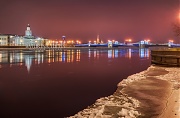 Зимний утренний пейзаж Невы с видом на Дворцовый мост. г. Санкт-Петербург