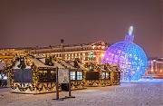 Новогодняя игрушка на Манежной площади. г.Москва