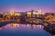 Московский Кремль. Утренний штиль на Москве-реке