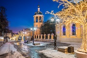 Новогодняя Москва. Столешников переулок и церковь Косьмы и Дамиана