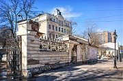 Ограда Департамента Городского Имущества, улица Бахрушина, г. Москва
