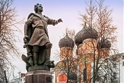 Петр Первый и Покровский собор, Измайловский парк, городок Баумана, Москва
